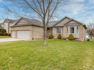 4840 Camelot Dr, Smiths Creek, MI 48074