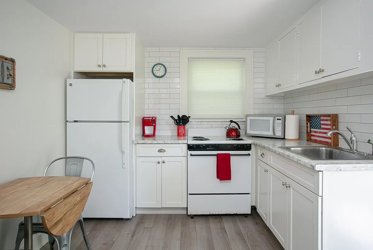 1 bed, 528 sqft, $1,950 — Photo 4