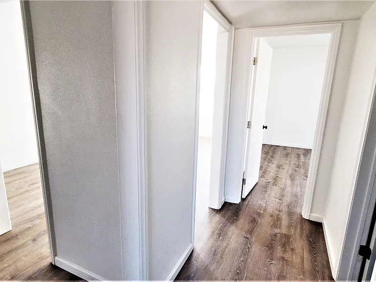 706 W Euclid Ave — Photo 23