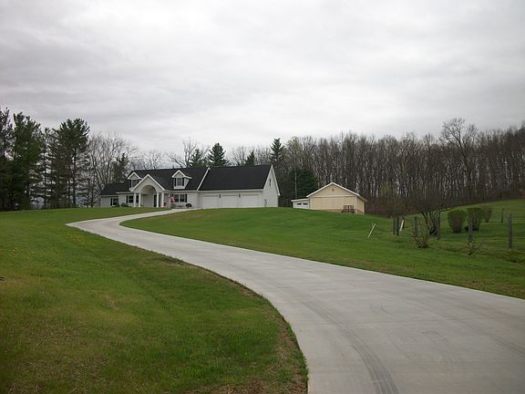 2nd image of 6933 Selbly Road
