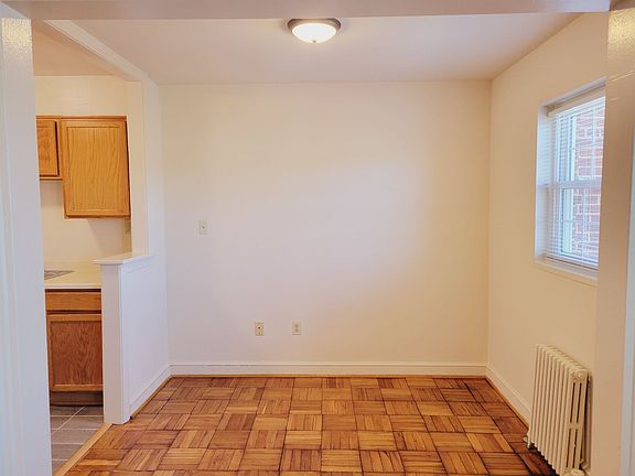 2nd image of 2300 Washington Blvd #9