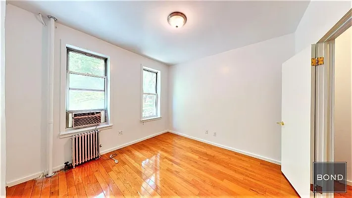 Rented by Bond New York | media 12