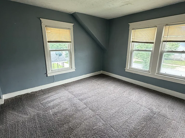 528 S Washington St #3 — Photo 7