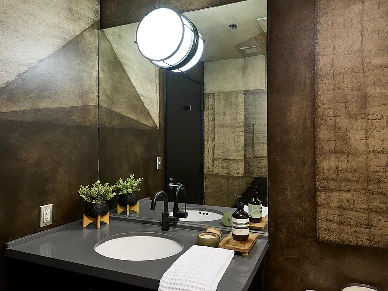 1855 Industrial St #421 — Photo 31