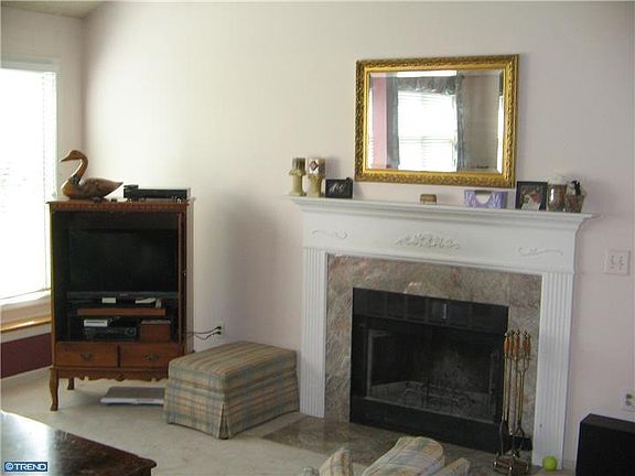 5th image of 30 Westwinds Dr