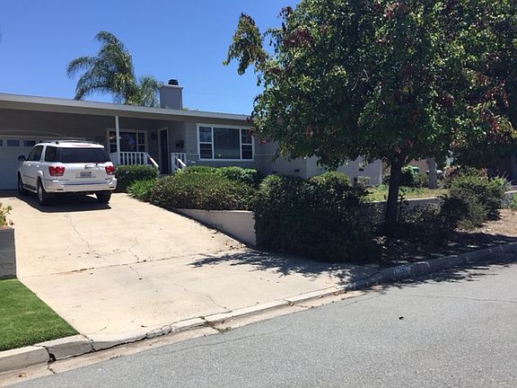 2nd image of 761 Live Oak Dr
