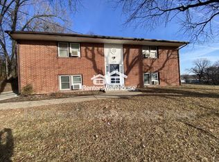 229 College Ave UNIT 4, Des Moines, IA 50314