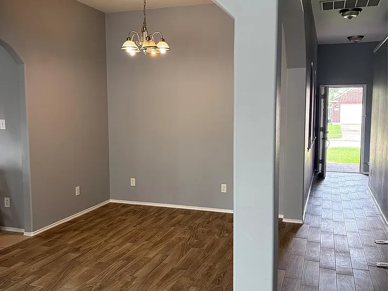 7214 Crescent Mills Dr — Photo 14