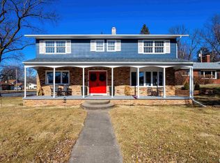 1234 Garfield Ct, Davenport, IA 52804