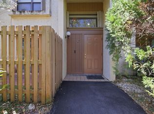 Sabal Chase, Miami, FL 33176