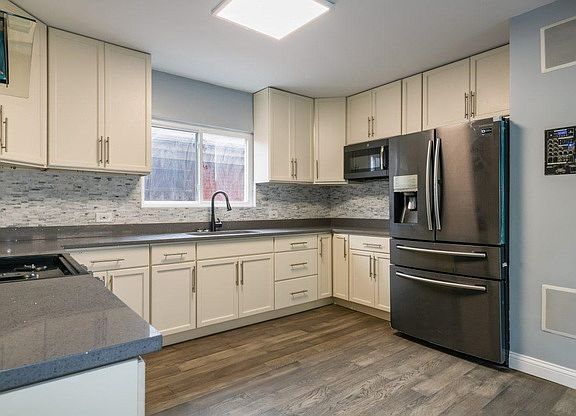 4th image of 1138 N Parkside Ave