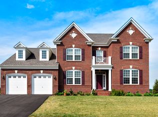 16607 Heartwood Dr, Rockville, MD 20855