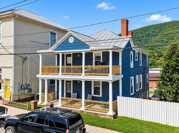 19837 Main St, Buchanan, VA 24066