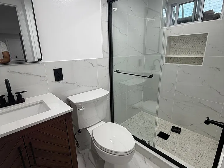 N Chestnut St — Photo 9
