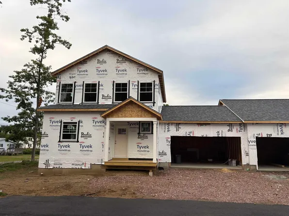 15 Dogwood Circle #15L Gray, Milton, VT 05468