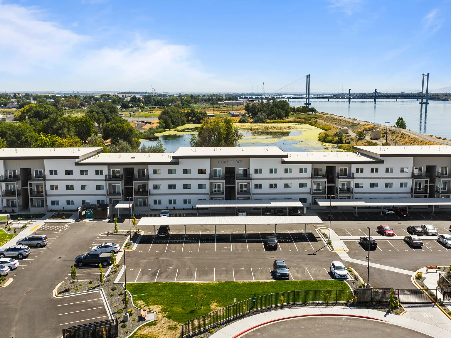 Columbia River Walk Apartments — Photo 1