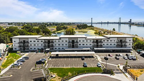 Columbia River Walk Apartments Photo 1