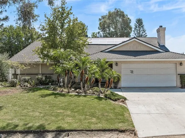 2383 Hialeah Cir, Norco, CA 92860