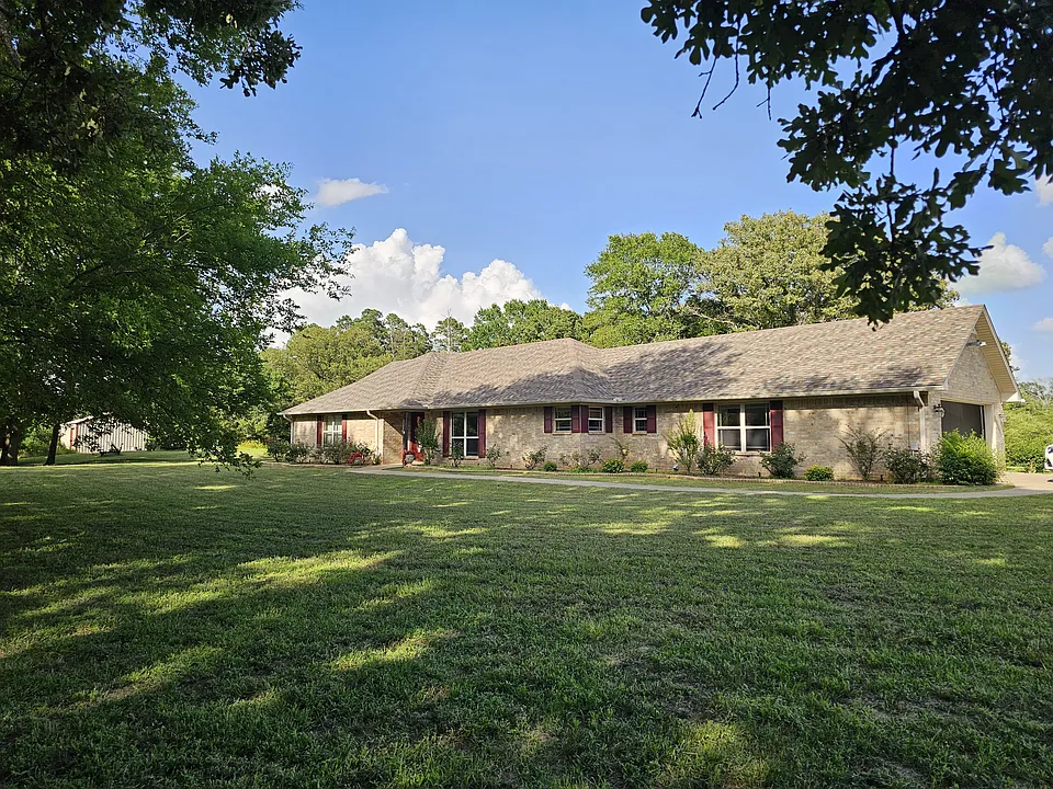 1316 County Road 236 E