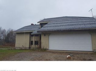 3 Picnic Hill Rd, Albany Twp, ME 04217