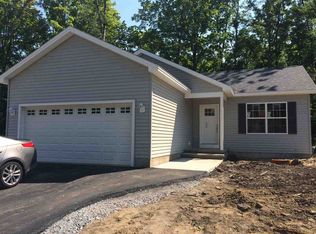 20 Parkview Ave, Queensbury, NY 12804