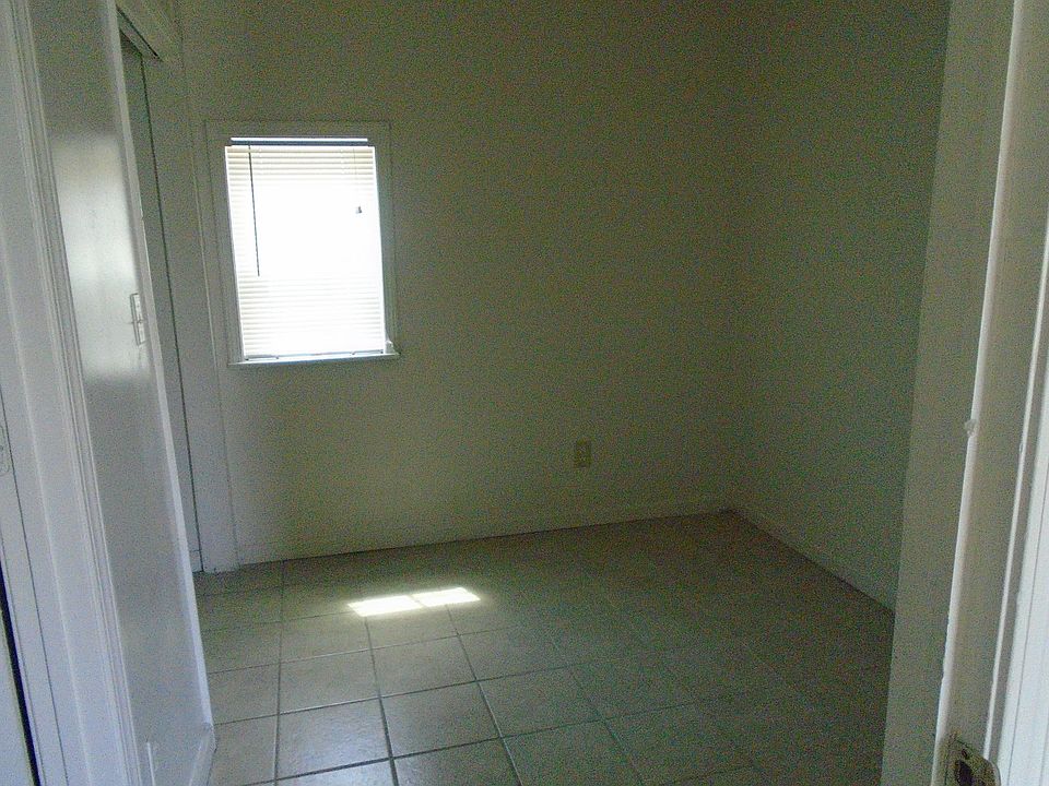1st image of 1609 55th St