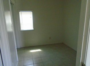 1609 55th St, Galveston, TX 77551