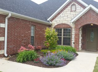 3790 E Spyglass Hill Dr, Fayetteville, AR 72701