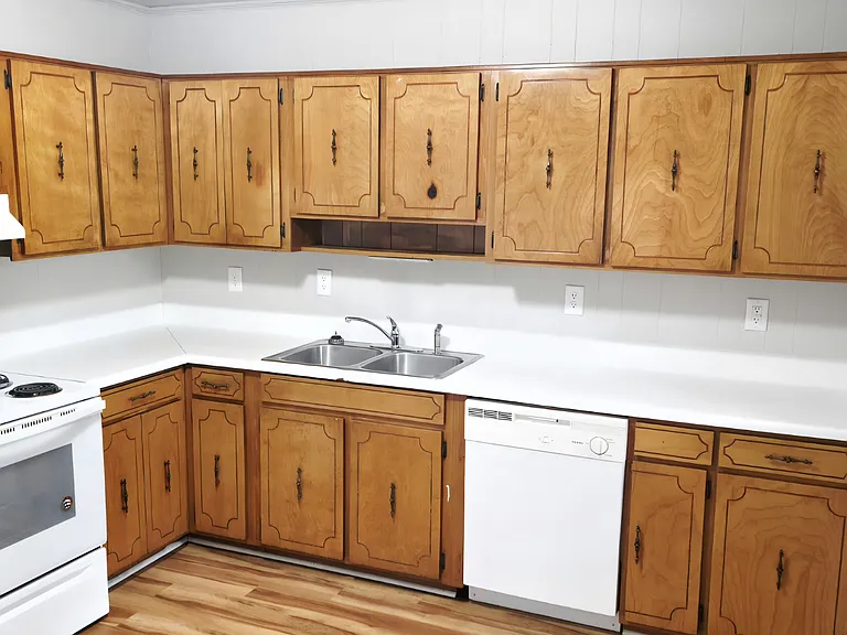 2102 Railroad St #A — Photo 9