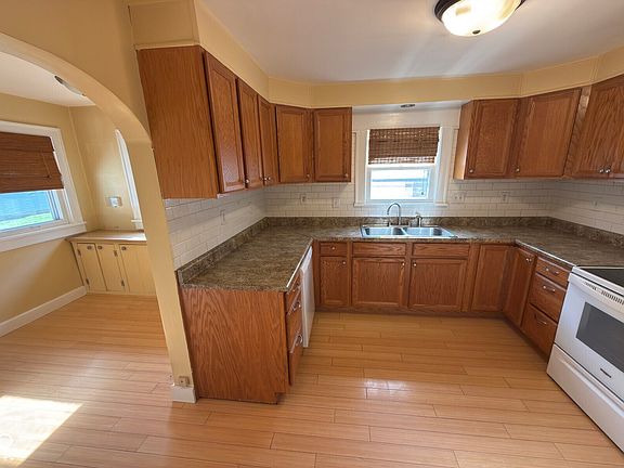 3rd image of 5010 W 14th St