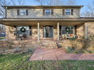 105 Regwood Dr, Tullahoma, TN 37388