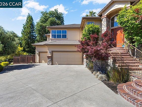 3rd image of 20 Monte Crest Ct
