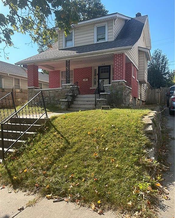2nd image of 310 Chelsea Ave