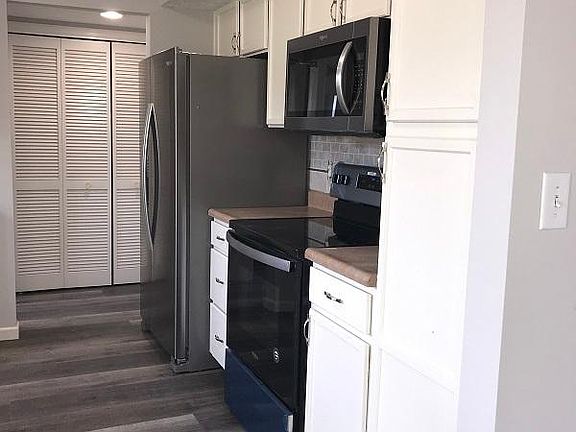 4th image of 624 Elijah St