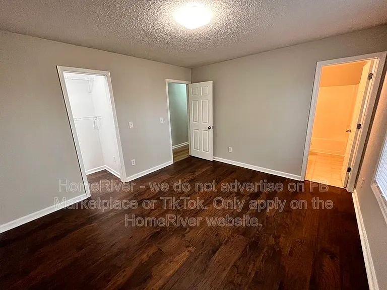 1365 Lance Cir — Photo 16