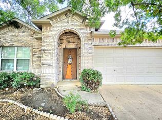 3121 Evangeline Rd, Fort Worth, TX 76140