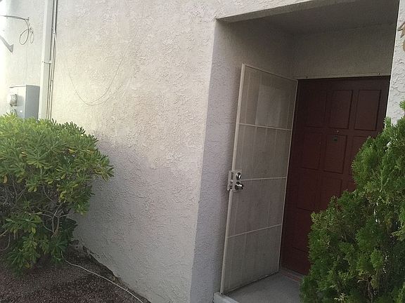 4th image of 870 B Ave #401