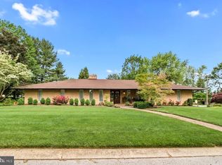 2210 Dandridge Dr, York, PA 17403