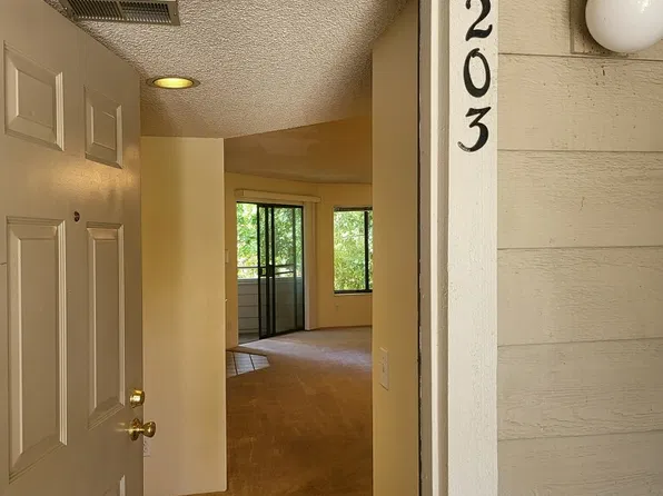 11000 W 38th Ave APT 203, Wheat Ridge, CO 80033