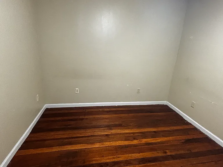 5517 Wildair Dr — Photo 10