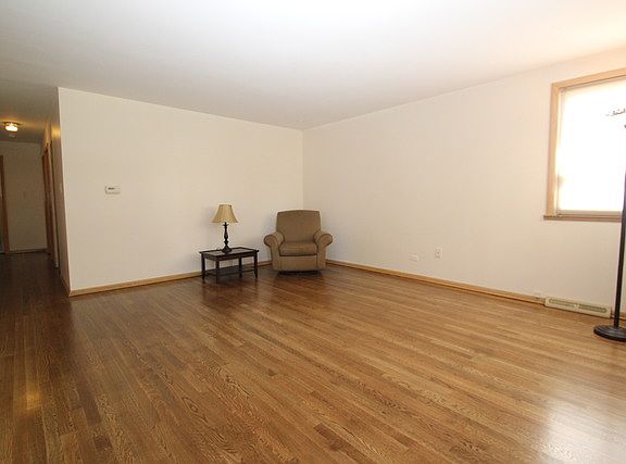 2nd image of 5526 Parkview Ct