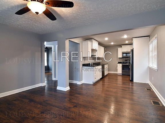 3rd image of 10815 Alberta Dr