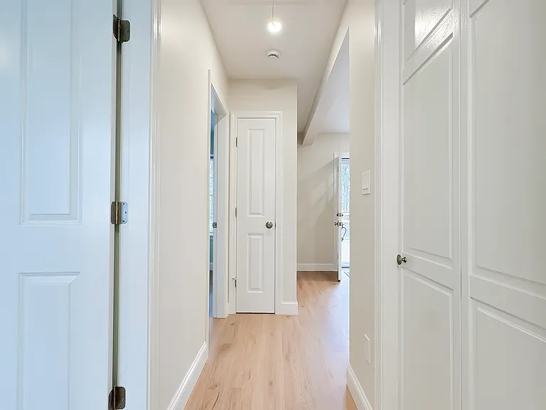 40 Walter St #A — Photo 19