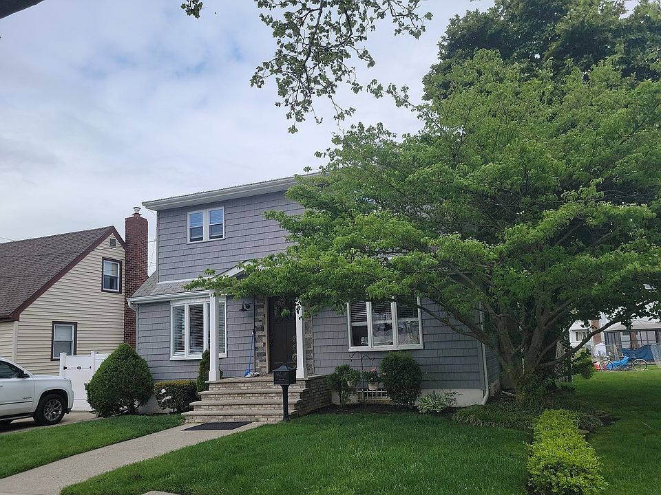 2nd image of 38 Tremont Ave