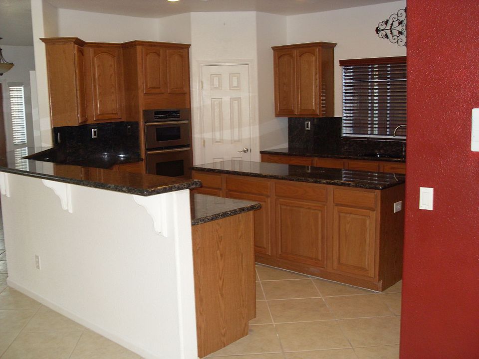 1st image of 33471 Rosemond St