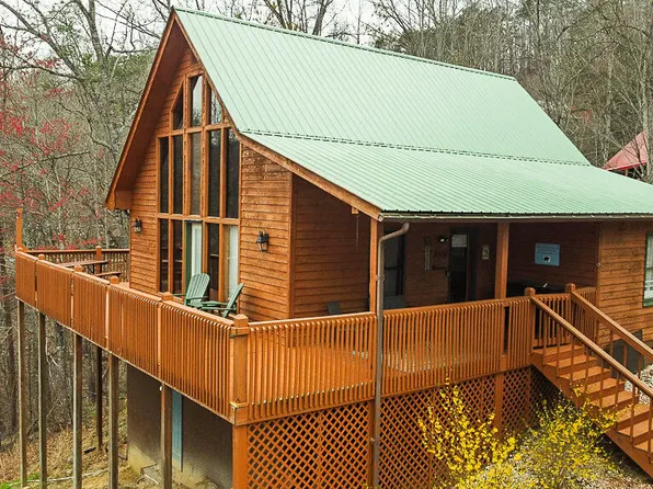 2034 Abbey Lane Way, Sevierville, TN 37862