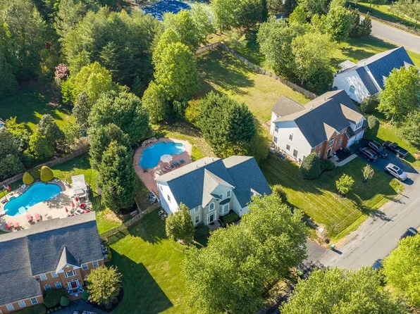 6 Toliver Ln, Stafford, VA 22554