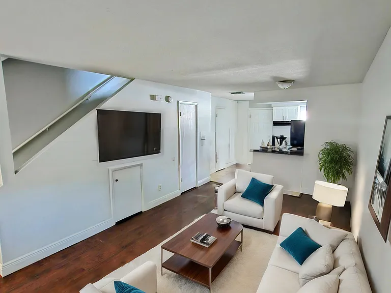 37220 Majestic Oak Ct #2016 — Photo 26