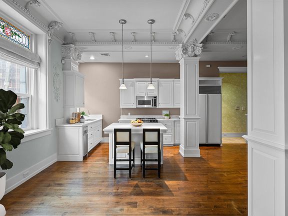 5th image of 8 Garrison St APT 104