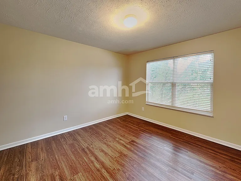 1773 Salina Dr — Photo 13